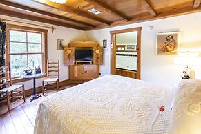 Hibiscus Coffee & Guesthouse