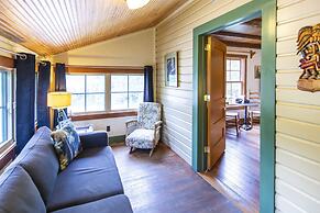 Hibiscus Coffee & Guesthouse