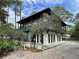 Hibiscus Coffee & Guesthouse