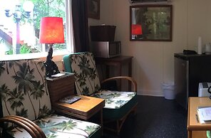 Hibiscus Coffee & Guesthouse