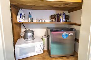 Hibiscus Coffee & Guesthouse