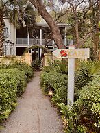 Hibiscus Coffee & Guesthouse