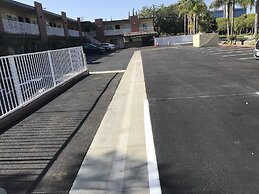 Abby's Anaheimer Inn