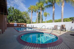 Abby's Anaheimer Inn