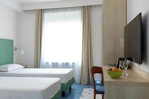 Napolit'amo Hotel Medina