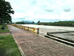 Thepparat Lodge Krabi