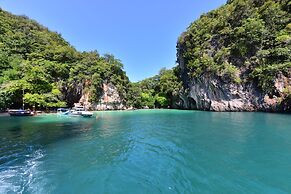 Holiday Inn Resort Krabi Ao Nang Beach by IHG