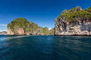 Holiday Inn Resort Krabi Ao Nang Beach by IHG