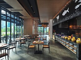 Holiday Inn Resort Krabi Ao Nang Beach by IHG