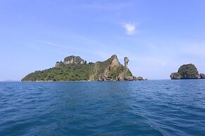 Holiday Inn Resort Krabi Ao Nang Beach by IHG