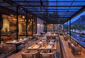 Holiday Inn Resort Krabi Ao Nang Beach by IHG