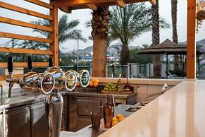 U Magic Palace Hotel