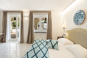 Therasia Resort Sea & Spa - The Leading Hotels of the World