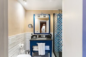 Therasia Resort Sea & Spa - The Leading Hotels of the World