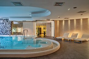 Therasia Resort Sea & Spa - The Leading Hotels of the World