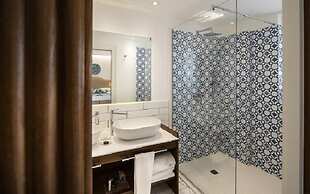 Therasia Resort Sea & Spa - The Leading Hotels of the World