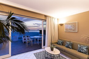 Therasia Resort Sea & Spa - The Leading Hotels of the World