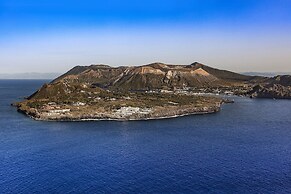 Therasia Resort Sea & Spa - The Leading Hotels of the World