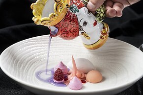 Therasia Resort Sea & Spa - The Leading Hotels of the World