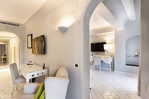 Therasia Resort Sea & Spa - The Leading Hotels of the World