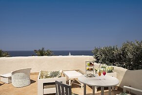 Therasia Resort Sea & Spa - The Leading Hotels of the World