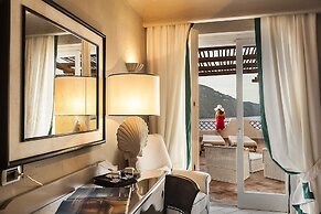 Therasia Resort Sea & Spa - The Leading Hotels of the World