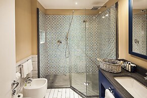 Therasia Resort Sea & Spa - The Leading Hotels of the World