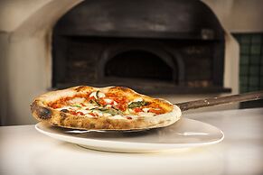 Therasia Resort Sea & Spa - The Leading Hotels of the World