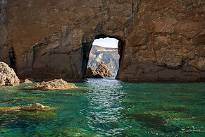 Therasia Resort Sea & Spa - The Leading Hotels of the World