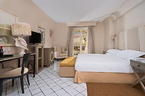 Therasia Resort Sea & Spa - The Leading Hotels of the World