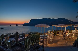 Therasia Resort Sea & Spa - The Leading Hotels of the World