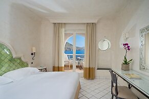 Therasia Resort Sea & Spa - The Leading Hotels of the World