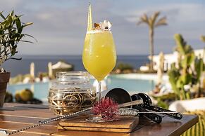 Therasia Resort Sea & Spa - The Leading Hotels of the World