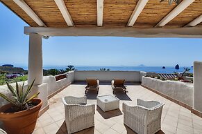 Therasia Resort Sea & Spa - The Leading Hotels of the World