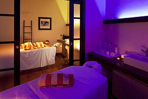 Therasia Resort Sea & Spa - The Leading Hotels of the World