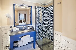 Therasia Resort Sea & Spa - The Leading Hotels of the World