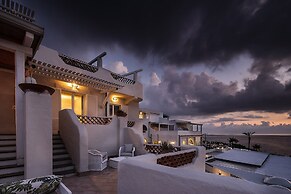 Therasia Resort Sea & Spa - The Leading Hotels of the World