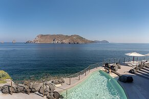 Therasia Resort Sea & Spa - The Leading Hotels of the World