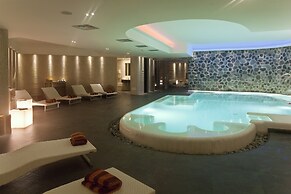 Therasia Resort Sea & Spa - The Leading Hotels of the World