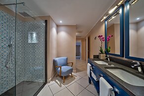 Therasia Resort Sea & Spa - The Leading Hotels of the World