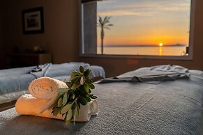 Therasia Resort Sea & Spa - The Leading Hotels of the World