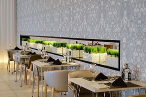 Protea Hotel Fire & Ice by Marriott Cape Town