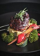 Protea Hotel Fire & Ice by Marriott Cape Town