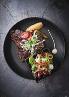 Protea Hotel Fire & Ice by Marriott Cape Town