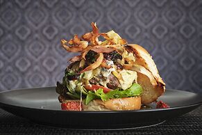 Protea Hotel Fire & Ice by Marriott Cape Town