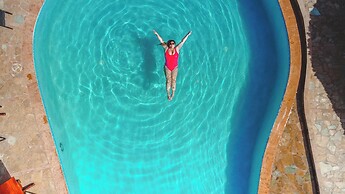 Belizean Dreams Resort