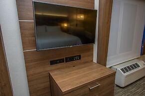 Holiday Inn Express Hotel & Suites Roseville-Galleria Area by IHG