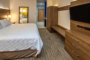 Holiday Inn Express Hotel & Suites Roseville-Galleria Area by IHG
