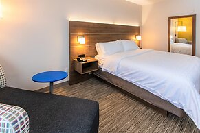 Holiday Inn Express Hotel & Suites Roseville-Galleria Area by IHG