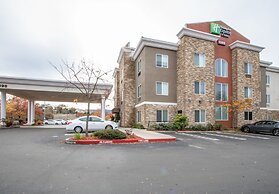 Holiday Inn Express Hotel & Suites Roseville-Galleria Area by IHG
